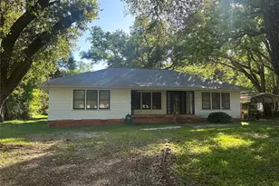 326 Prospect Dr, Trinity, TX 75862 - Photo 1