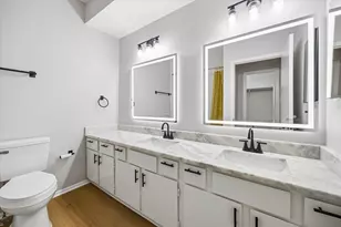 2211 S Braeswood Blvd, Houston, TX 77030 - Photo 2