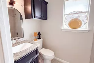 2402 Heather St, Highlands, TX 77562 - Photo 20