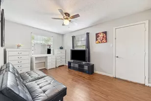 5707 Cripple Brook Ct, Houston, TX 77017 - Photo 8