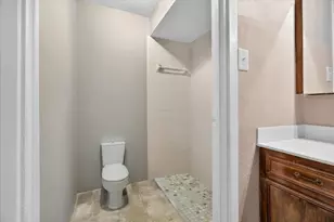 12403 Cherry Point Dr, Mont Belvieu, TX 77535 - Photo 42