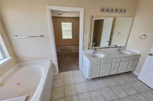 9711 Sugarblossom Ln, Sugar Land, TX 77498 - Photo 14