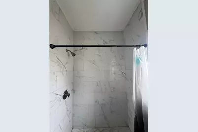 10319 Glenkirk Drive, Houston, TX 77089 - Photo 20