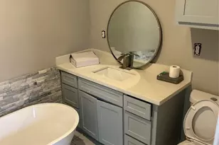 10319 Glenkirk Dr, Houston, TX 77089 - Photo 34