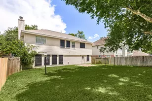 16818 Basewood Ct, Sugar Land, TX 77498 - Photo 34