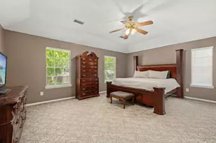 16818 Basewood Ct, Sugar Land, TX 77498 - Photo 22