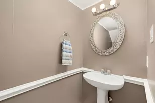 16818 Basewood Ct, Sugar Land, TX 77498 - Photo 30