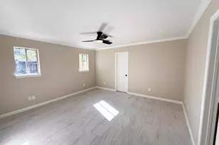 423 Baywood St, Shoreacres, TX 77571 - Photo 10