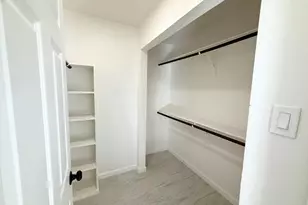 423 Baywood St, Shoreacres, TX 77571 - Photo 16