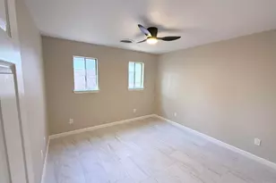 423 Baywood St, Shoreacres, TX 77571 - Photo 12