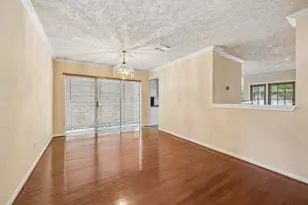 1607 Beaconshire Rd, Houston, TX 77077 - Photo 12