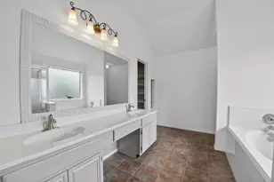 15010 Chestnut Falls Dr, Cypress, TX 77433 - Photo 24