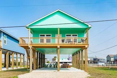 523 Thunder Road, Surfside Beach, TX 77541 - Photo 2