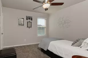 305 Brock's Ct, Montgomery, TX 77356 - Photo 14