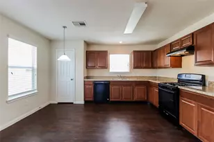 2435 Tomica Ct, Houston, TX 77073 - Photo 2