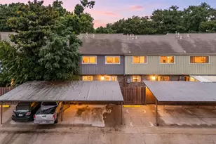 10328 Hammerly Blvd, Houston, TX 77043 - Photo 22