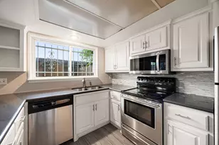 10328 Hammerly Blvd, Houston, TX 77043 - Photo 10