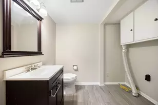 10328 Hammerly Blvd, Houston, TX 77043 - Photo 12