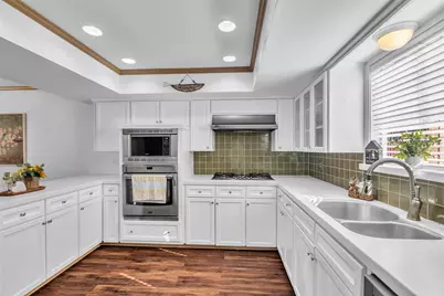 3411 Woodcrest Drive, Baytown, TX 77521 - Photo 10