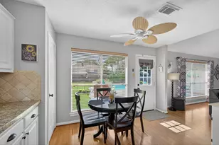 923 N Wellsford Dr, Pearland, TX 77584 - Photo 6