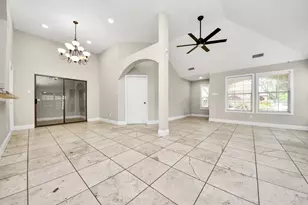 5039 E Pagewick Dr, Houston, TX 77041 - Photo 6