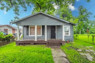 7988 Joy St, Houston, TX 77028 - Photo 2