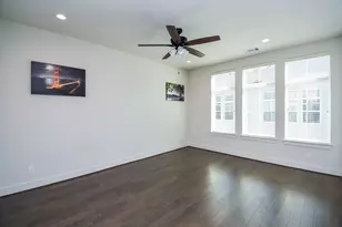 6031 Cypress St, Houston, TX 77074 - Photo 8
