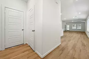 383 Sunrise Ranch Dr, Montgomery, TX 77316 - Photo 2