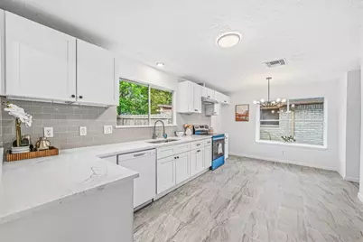 13118 Birch Grove Drive, Houston, TX 77099 - Photo 2