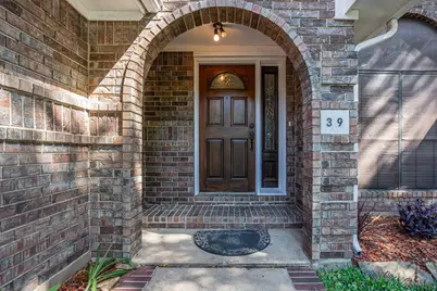 39 Alexander Court, Angleton, TX 77515 - Photo 2