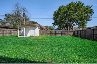 39 Alexander Court, Angleton, TX 77515 - Photo 28