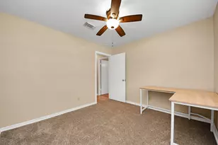 313 Linden Ln, Lake Jackson, TX 77566 - Photo 20