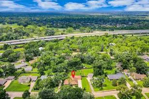 313 Linden Ln, Lake Jackson, TX 77566 - Photo 38