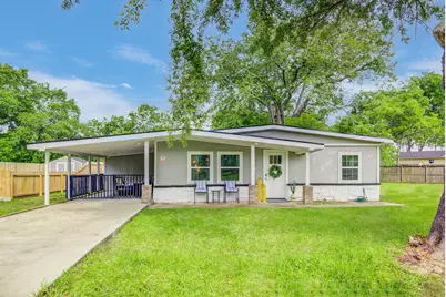 541 Circle Drive, La Porte, TX 77571 - Photo 1