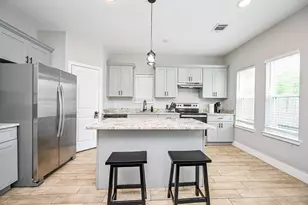 5007 Briscoe St, Houston, TX 77033 - Photo 6