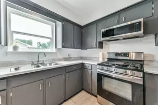 7839 Fondren Rd, Houston, TX 77074 - Photo 10
