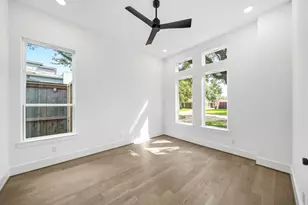 3615 Newcastle Dr, Houston, TX 77027 - Photo 14