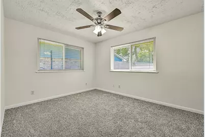 111 Southern Oaks Drive, Lake Jackson, TX 77566 - Photo 24