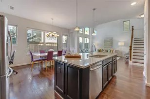 8812 Narrow Leaf St, Houston, TX 77080 - Photo 8