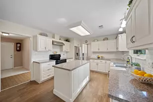 611 St Andrews Rd, Kingwood, TX 77339 - Photo 12