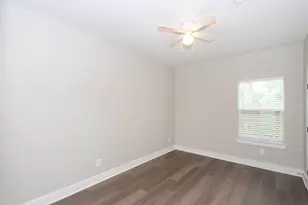 7311 Sandra St, Houston, TX 77028 - Photo 8