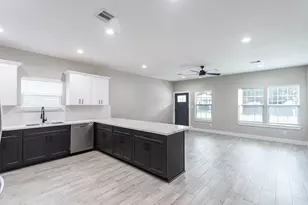 7311 Sandra St, Houston, TX 77028 - Photo 4