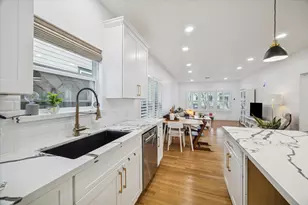 207 Tabor St, Houston, TX 77009 - Photo 2