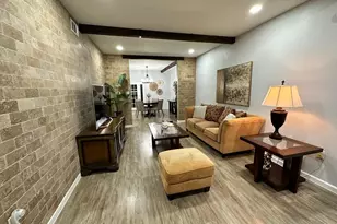 840 Threadneedle St, Houston, TX 77079 - Photo 8