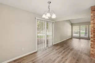 62 W Timberspire Ct, Spring, TX 77380 - Photo 8