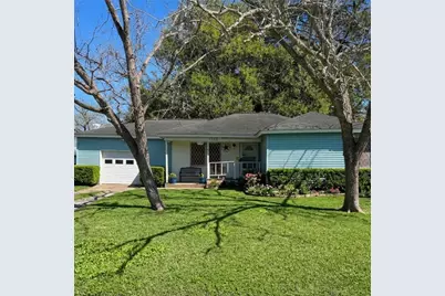 1110 Jarrett Street, Liberty, TX 77575 - Photo 1