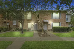 7939 Kendalia Dr, Houston, TX 77036 - Photo 2