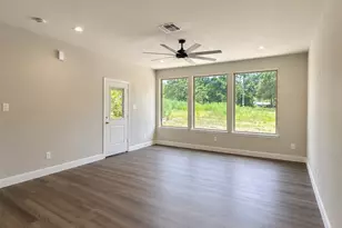 14808 Coaltown Rd, Willis, TX 77378 - Photo 6