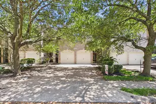 5449 Fairdale Ln, Houston, TX 77056 - Photo 1