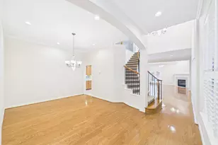 5449 Fairdale Ln, Houston, TX 77056 - Photo 8